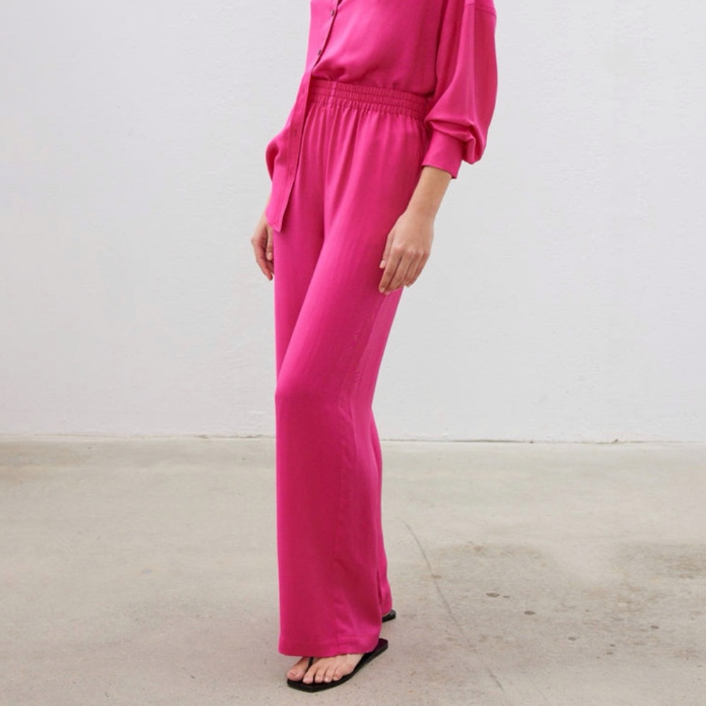 LMND hot hyper pink Elvira elastic waistband wide leg pants - Picture 9 of 10